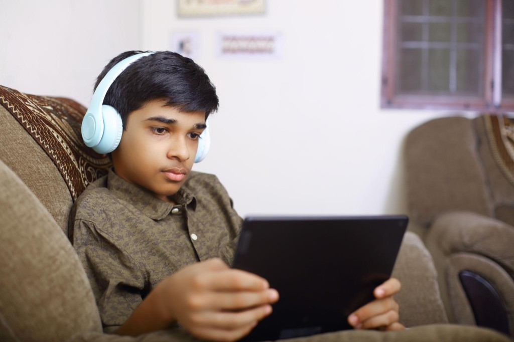 Home learning and streaming — strong DishaFiber internet in Lambha